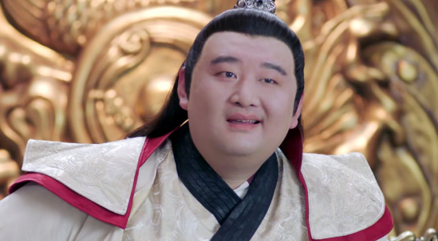 面对四位夫人的舞姿,宇文赟两眼放光,真是昏庸无能傻呀!