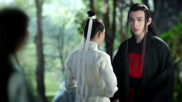 司音来约会,竟还带个电灯泡,这让离境很不自在