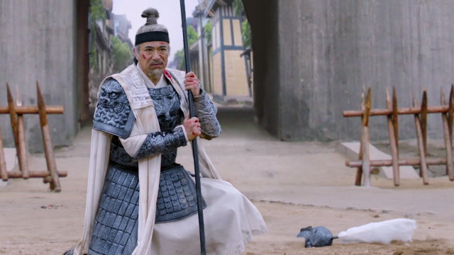 宁愿站着死!不屈的苏护为冀州百姓亲自上阵杀敌