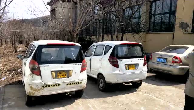 朗乡交警开展整治港轿专项行动