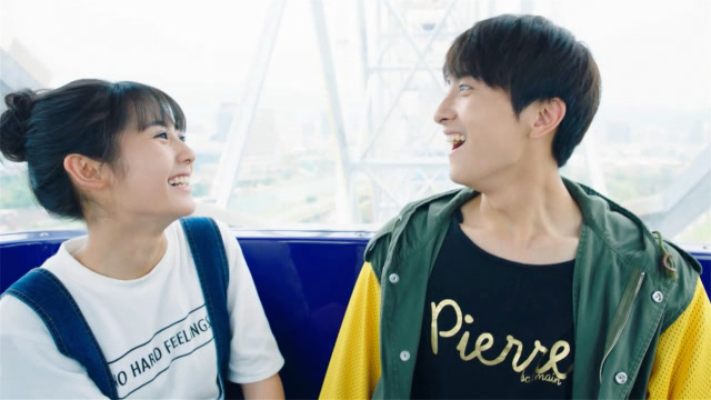 班长殿下邢菲牛骏峰第一次约会两人一吻定情邢菲害羞了