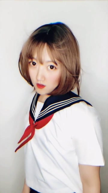 女装大佬阿纯秒变清纯美女,网友:我一个女人都自愧不如