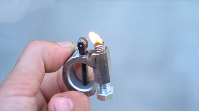 老外用小钢圈就能自制打火机,看成品比zippo都炫!