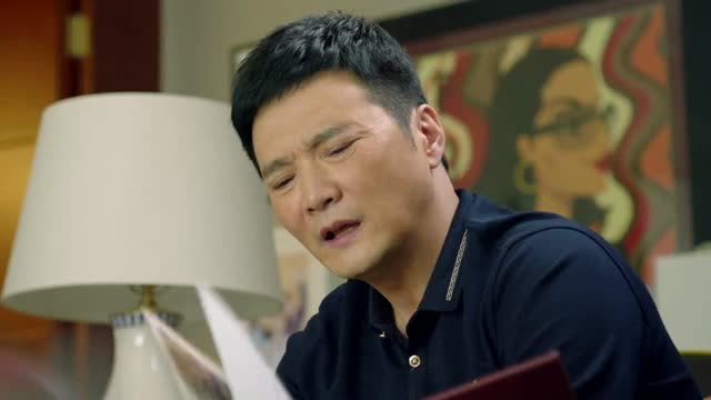 小别离:老张是真不知道说什么了,只能开始装记忆不好,转移话题