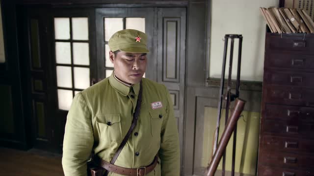 铁血茶城:县长怀疑敌人设计好圈套,男子让他别急,县长不乐意了