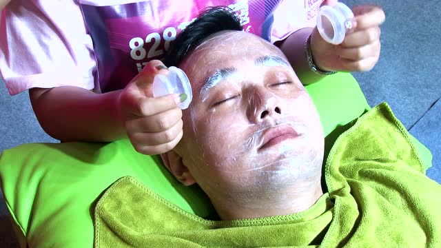 花皙蔻面部瑜伽走罐乳疗
