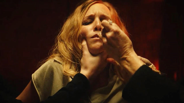 少女年轻不懂事,怀孕后被修道院收留,但这里,黑暗到令人害怕!