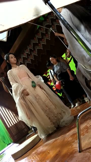 《香蜜》锦觅花絮,这部剧真的超级虐,赚了我不少的眼泪呢!