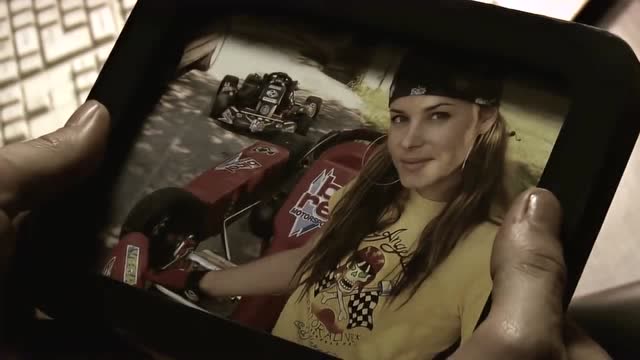 钻井生物:老父亲缅怀妻子,谁知下一秒就见上帝去了!