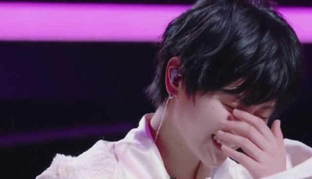 叶禹含和帮唱嘉宾田燚超甜片段混合,最后一句话全场酸了!