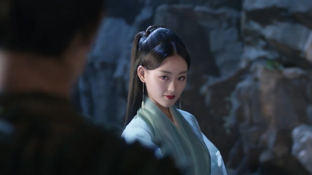 玄女假扮白浅进入狐狸洞,看到墨渊仙体立马扑上去,这下坏了!