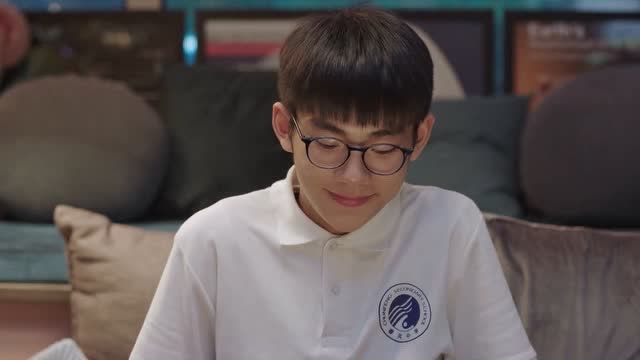 《小欢喜》陶子喜极而泣,磊儿突然伤感了,一凡却讲出这样的话