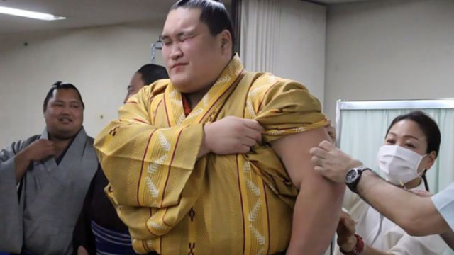 全球最"脏"的一份工作,替日本相扑手擦屁股,工资让人难以拒绝