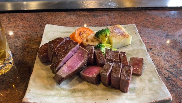 日本京都顶级牛排餐厅制作的神户牛排