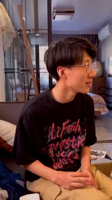 王摇摆的自导自演