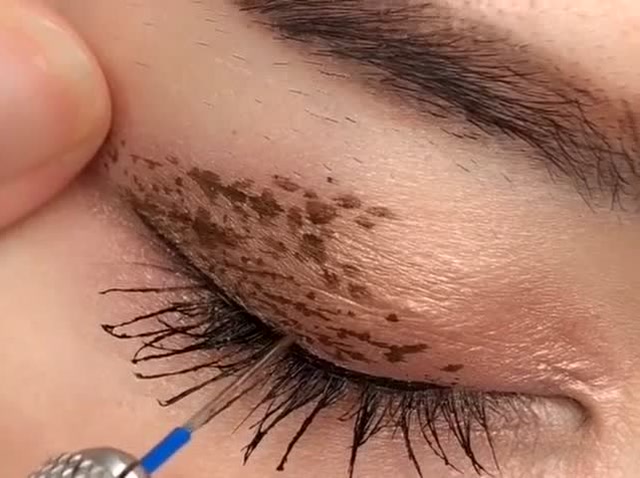 最新高光眼影术,再也不用因为化眼影而麻烦