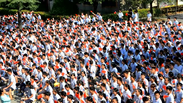 永康市溪岸初中庆祝建国七十周年活动 分段1