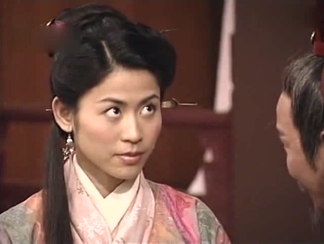 寻秦记:廷芳心太大,被老头摸手也没问题,项少龙都吃醋了