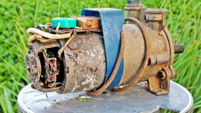 翻新30年前破旧老水泵,整好焕然一新,正常用没问题