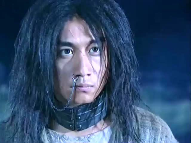 蝶舞天涯吕布和董卓两个人彻底杠上了,两个人都是野蛮的二货!