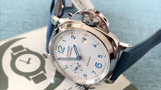 沛纳海上手非常秀气的906腕表