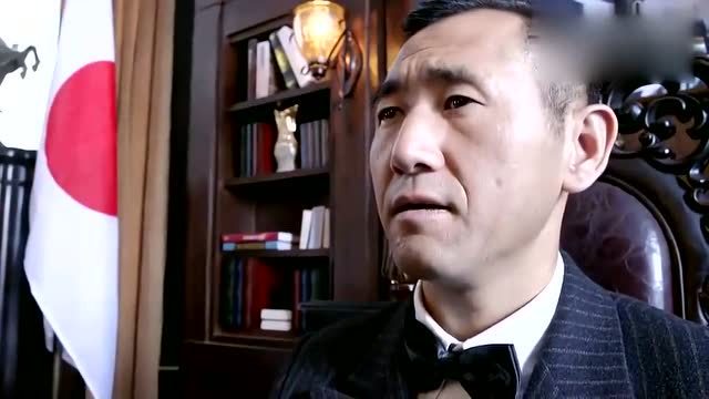 铁血军魂贝勒赶走瑞年,瑞年便生气的走掉,可她们看后着急了