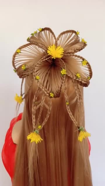 头上开出一朵漂亮的荷花,有喜欢这款发型的女生吗?欢迎借鉴学习