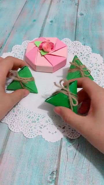 手工折纸一起包粽子吧