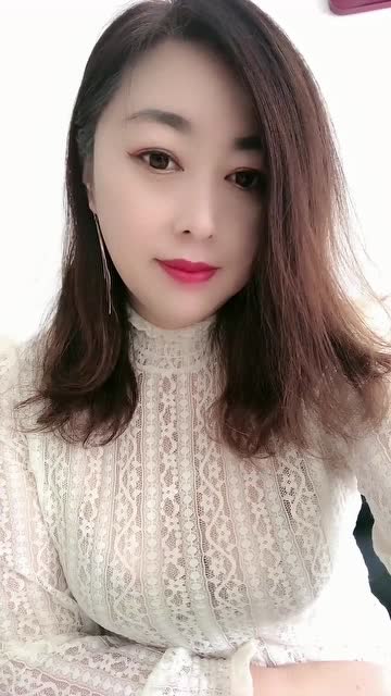 大龄女人气质有范,自拍自信唯美!