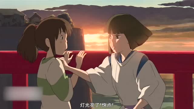 女孩遇到神秘男孩,快天黑了让她快点离开!
