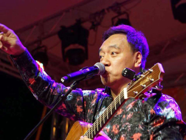 施孝荣《千年之旅》