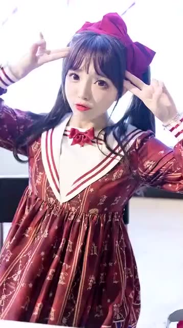 王奕萌就是这么萌