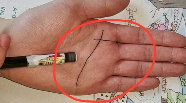 常见的漏财手相:希望你的手上没有这样的漏财纹