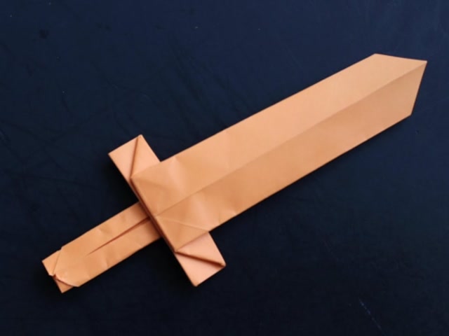 折纸艺术:折一个宝剑