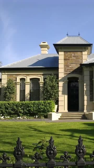 简欧式大气建筑,在老家搞一套,那村长还不得羡慕死你啊!