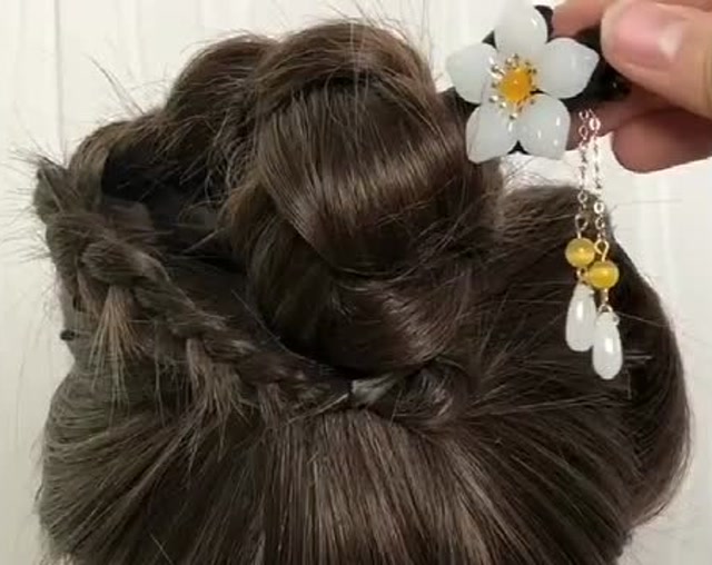 超级简单的汉服发簪发型教程,一看就会赶紧盘起来