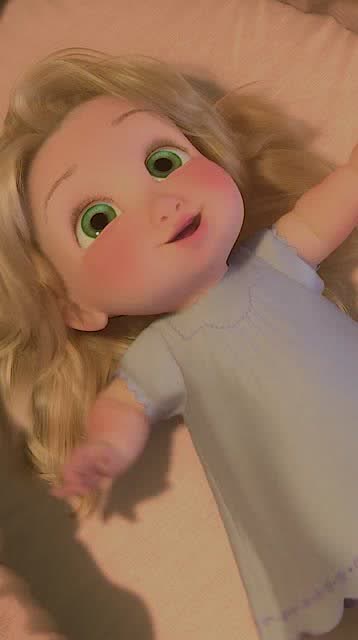 乐佩小时候太可爱了魔发奇缘又是一个从小美到大的精灵