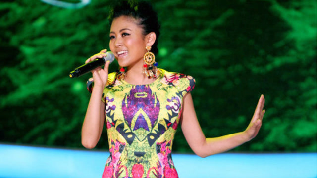 阿鲁阿卓山风组合一首欢乐中国欢乐家唱出了节日的气氛