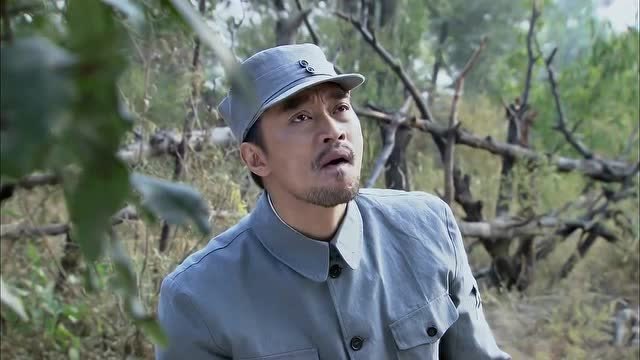 战火兵魂:于成山偷摘老乡果子,不料下一秒,瞬间吓得找地缝钻