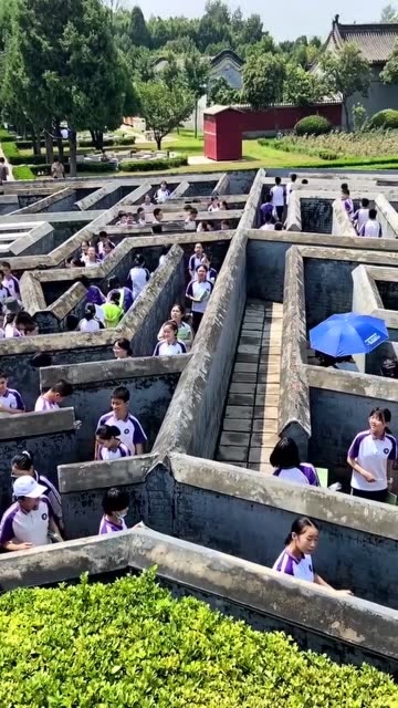 这是古代战场上用来困住敌人的"乾坤八卦阵",你觉得你能走出去吗?