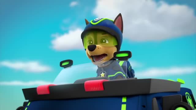 汪汪队阿奇穿上特种装备,居然可以飞檐走壁,汪汪队果然厉害