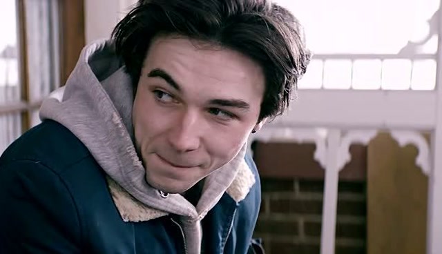 韦恩:硬核少年也有柔情一面,因为爱你,所以你说的我都记得!