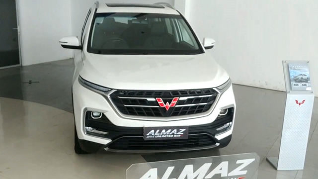 国产七座神车,2020款五菱宏光almaz,按下钥匙才是霸气的开始!