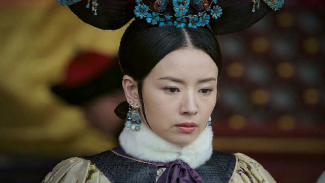 如懿传:娴贵妃的手镯被皇上拿下,皇后瞬间懵了