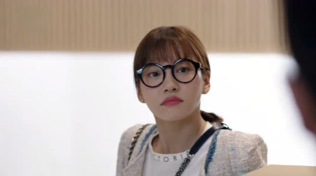 赵金子跟闹着玩似的,每天跟着一鹤屁股后面