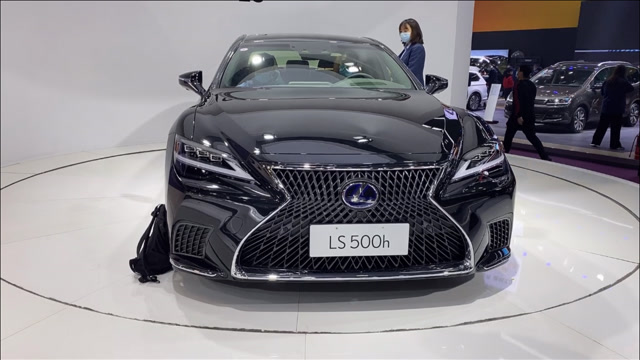 丰田"镇店之宝"登场!全新2021款ls500h,比s350l还漂亮