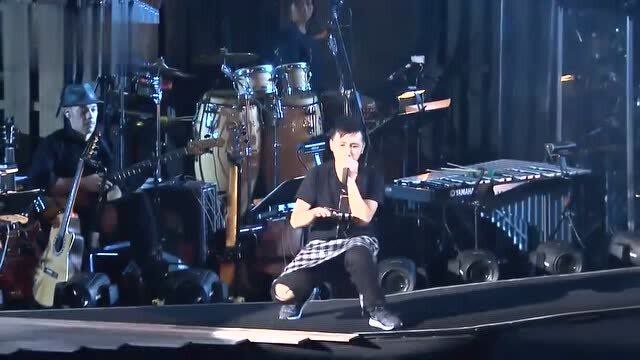 卢冠延演唱会现场天鸟歌声唱出了自由的感觉