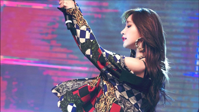 安喜延性感舞台舞蹈合集一眼就沦陷表情管理太绝啦