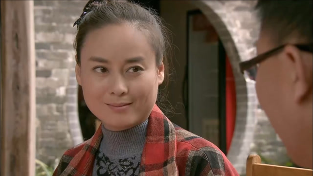 野鸭子:老板娘凤姐报上大名,竟叫王熙凤,真有个性