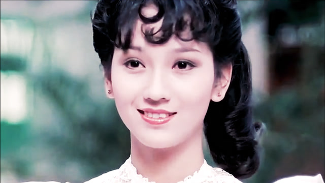 80年代的少女版赵雅芝,眉目尽显温柔,感觉自己恋爱了!